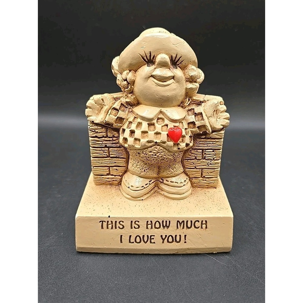 Paula This Is How Much I Love You! Lady Figurine Red Heart W127 Vintage 1969 Fun
